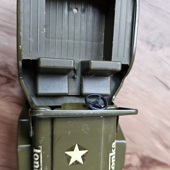 Vintage Tonka Olive Green Toy Metal Jeep - Picture 4 of 5